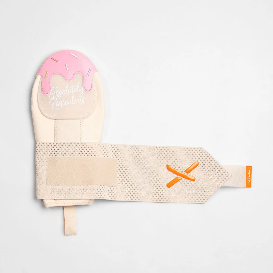 ARiA strawberry ice cream sliding mitt - Image 3