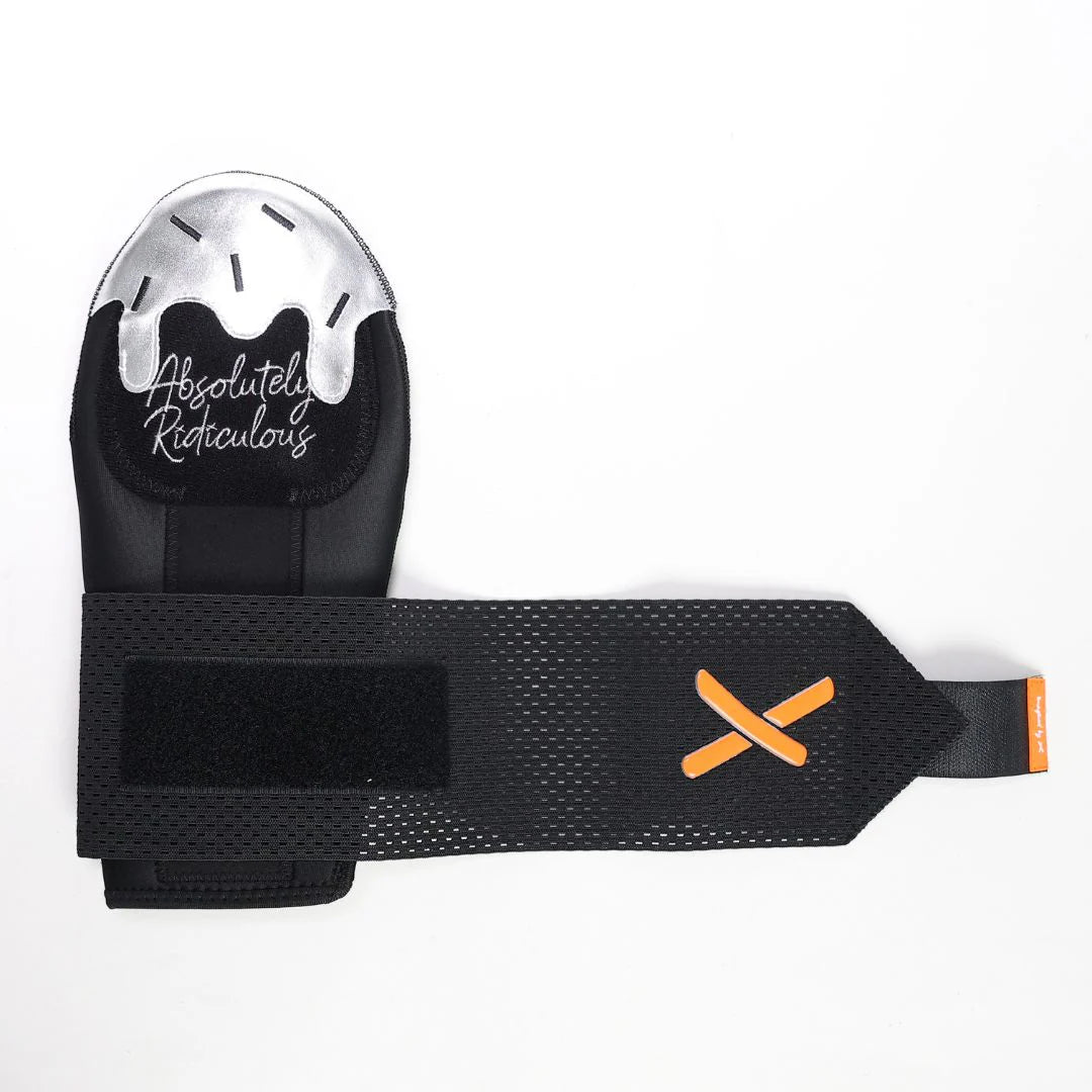 ARiA molten metal ice cream sliding mitt - Image 3