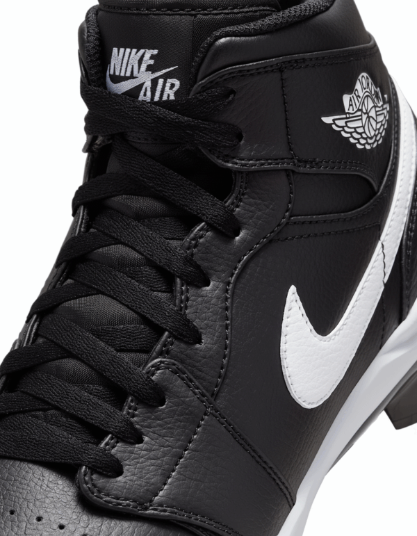 Jordan 1 Retro MCS Men's Baseball Cleats Black/White