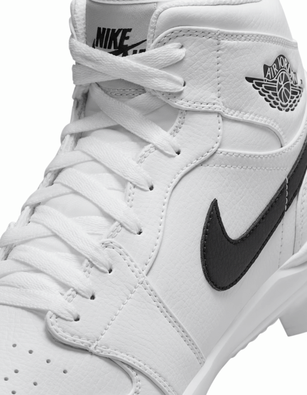 Jordan 1 Retro MCS Men's Baseball Cleats White/Black