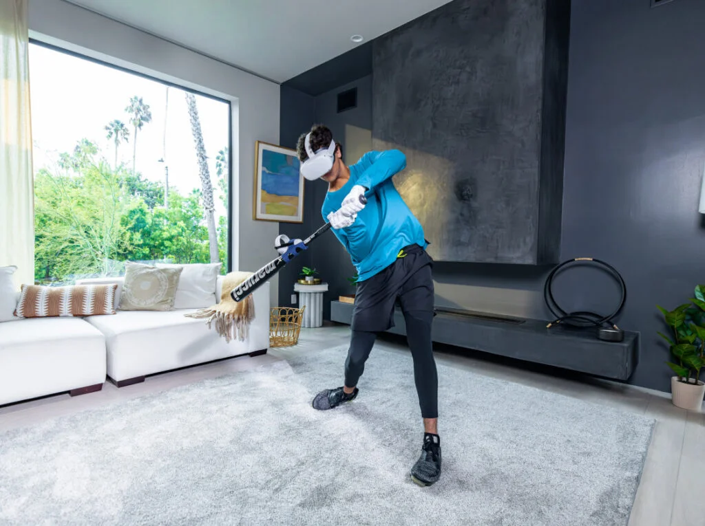 TrainVR WIN Quest 3 Bat Attachment - Image 1