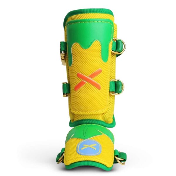 ARiA banana leg guard