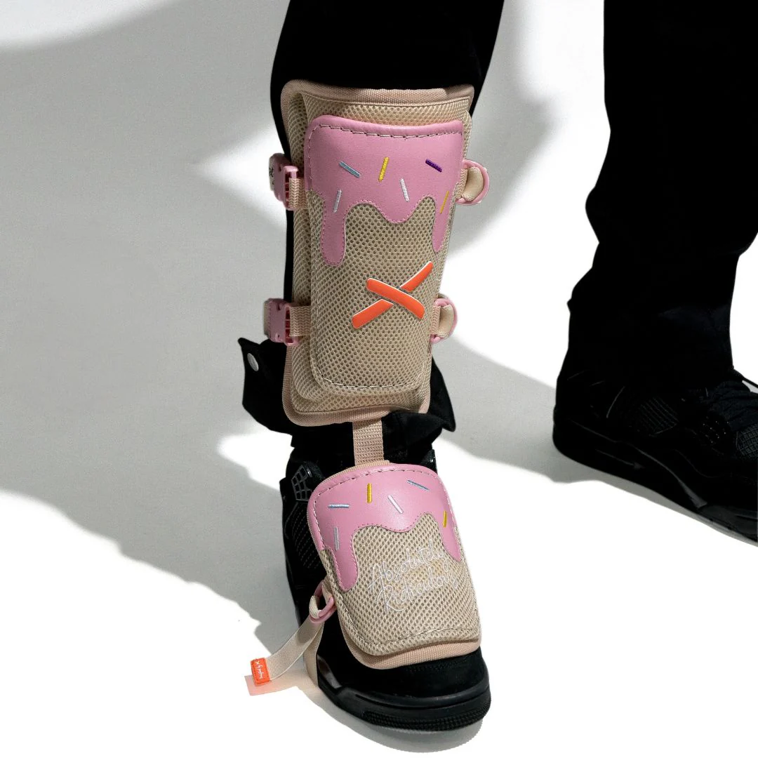ARiA strawberry ice cream leg guard - Image 4
